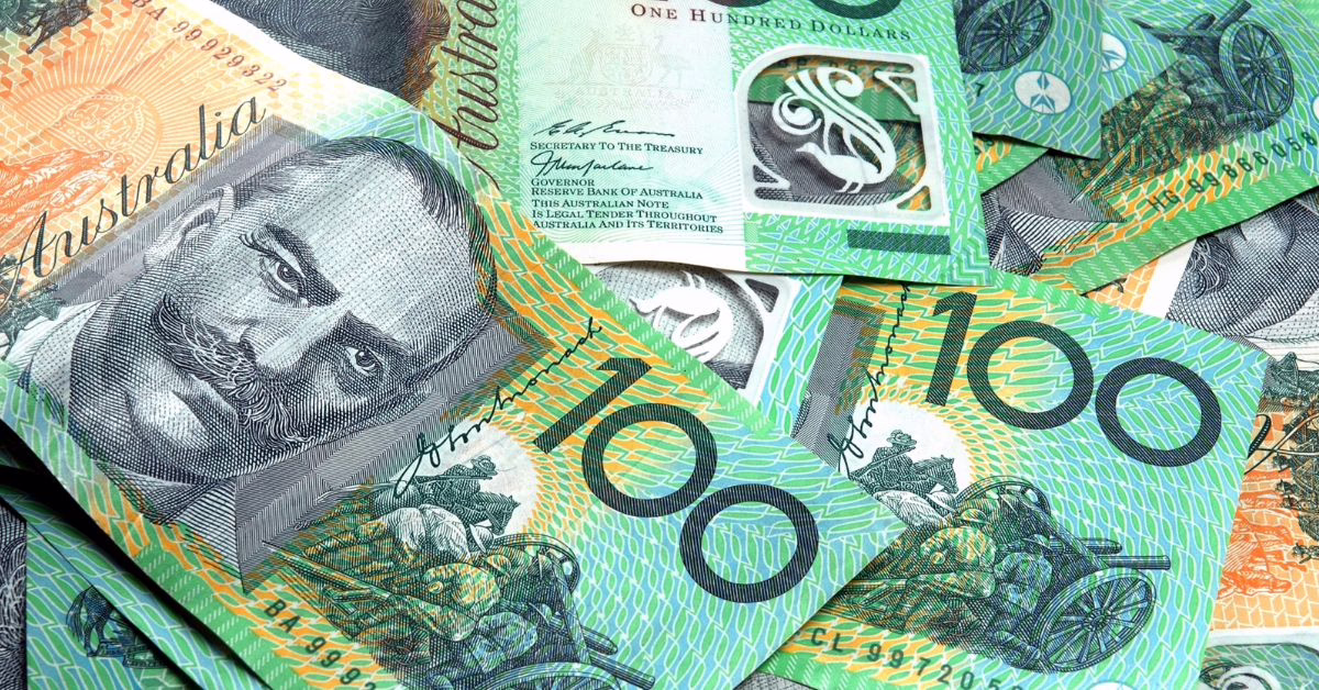 Multiple 100 dollar notes in Australian currency 